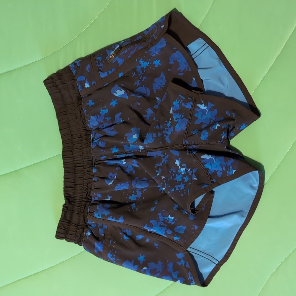 Lululemon Tracker Short Iii *4-Way Stretch - image 1